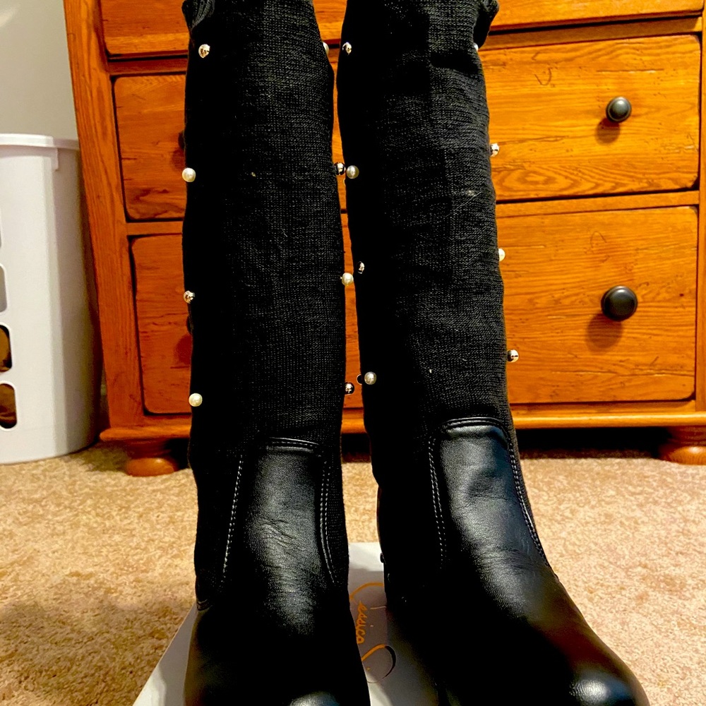 BRAND NEW Sweater Boots